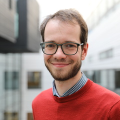 Dr Erik Mackie