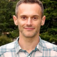 Dr Marcin Smietana