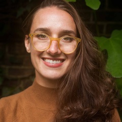 Dr Natalie  Morningstar