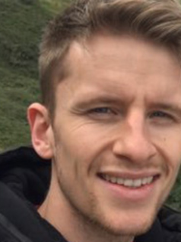 Dr Barry Coughlan