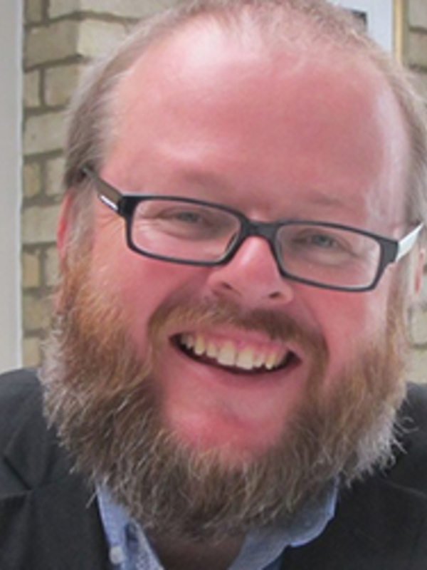 Dr Clive Petry