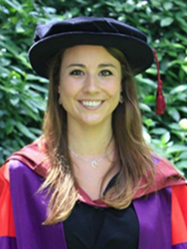 Dr Laura Dearden