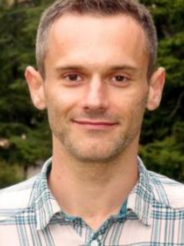 Dr Marcin Smietana