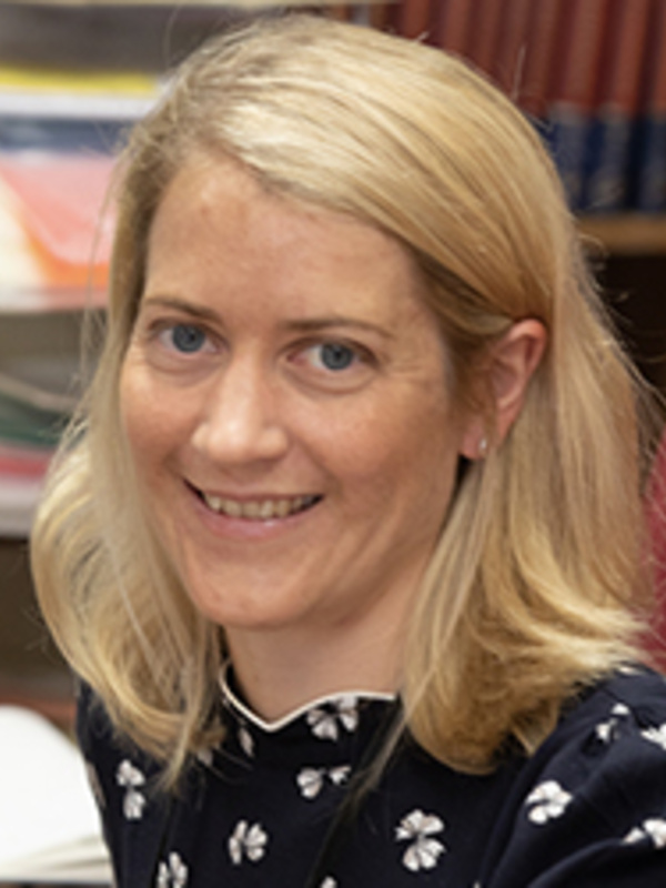 Dr Naomi McGovern