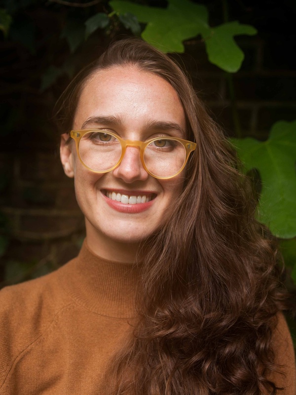 Dr Natalie  Morningstar