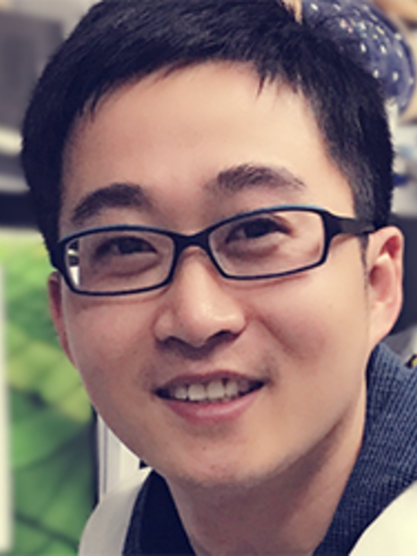 Dr Yang Wang