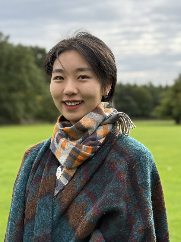 Ms Yiyun  Bai